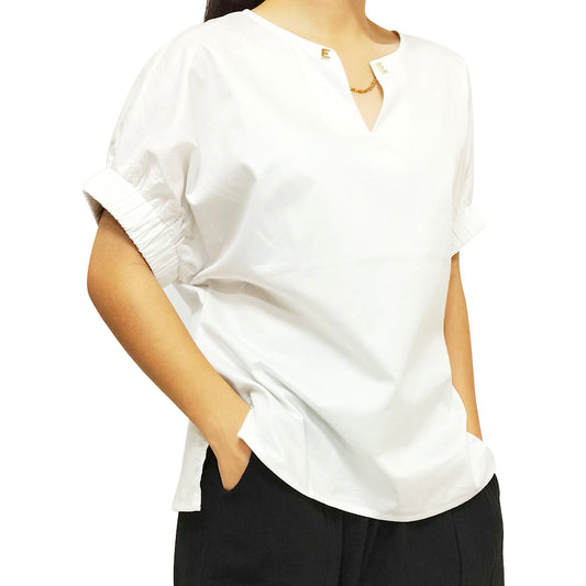 V-neck chic shirt